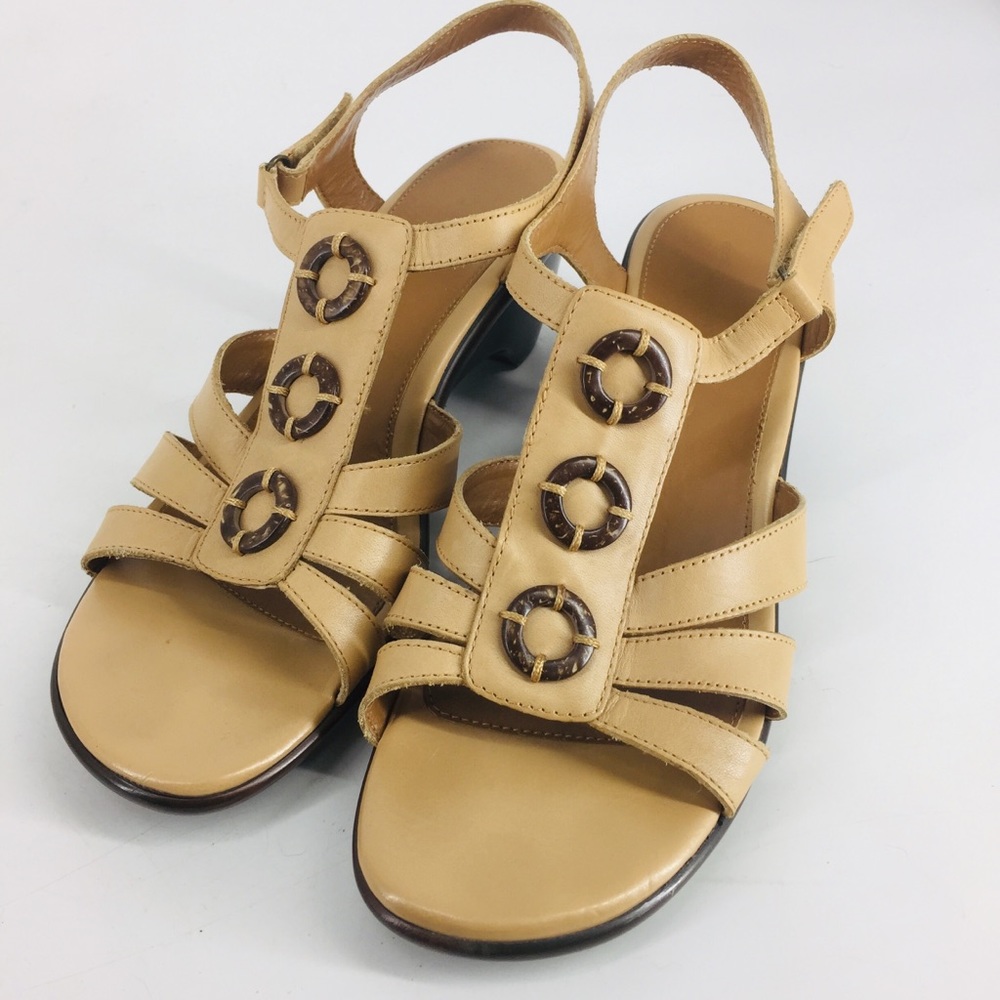 Easy Spirit Tan Leather Sandals